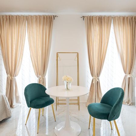 Quattro Perle Bed & Breakfast โปลีญาโนอามาเร ภายนอก รูปภาพ